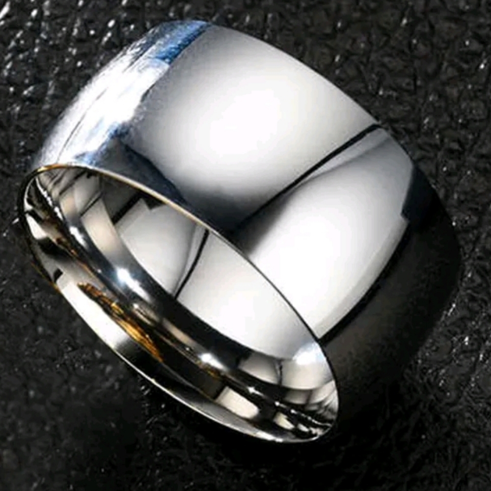 💍 Wide Steel Ring